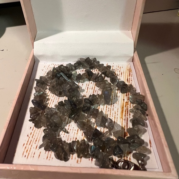 Stone necklace - Picture 1 of 2